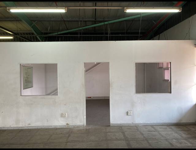 372M² FACTORY TO LET IN NEW GERMANY
